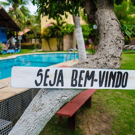 Pousada Refugio Do Manati Canoa Quebrada Bagian luar foto